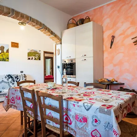 Su Nurassolu Apartment Ussassai